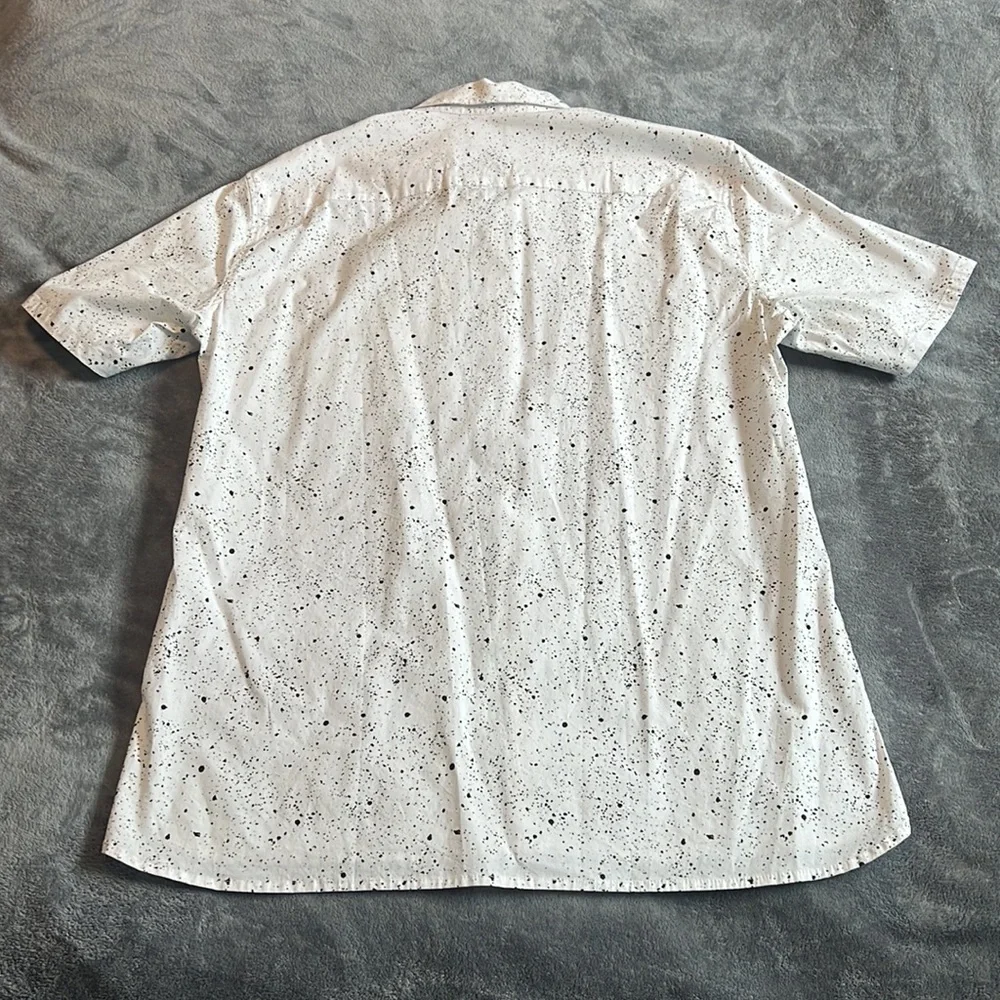 Hurley Men's Short Sleeve Button Down, White/ Black, Size XL - Picture 2 of 2